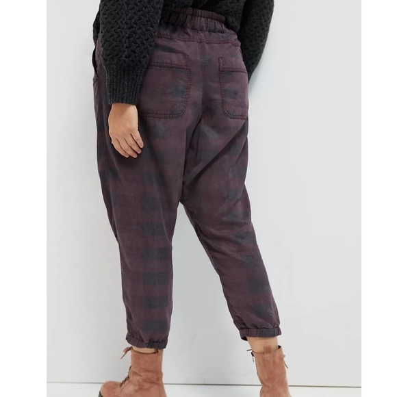 Anthropologie | 'Jacquie' Button-Fly Joggers in brown and black motif | … - Picture 10 of 12